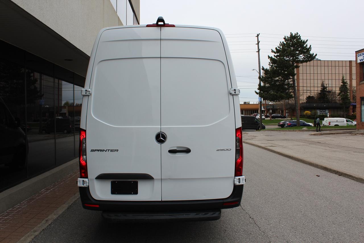 2022 Mercedes-Benz Sprinter Cargo Van 177" EXTRA EXTENDED - "3.0L DIESEL" - "3 SEATER" Photo