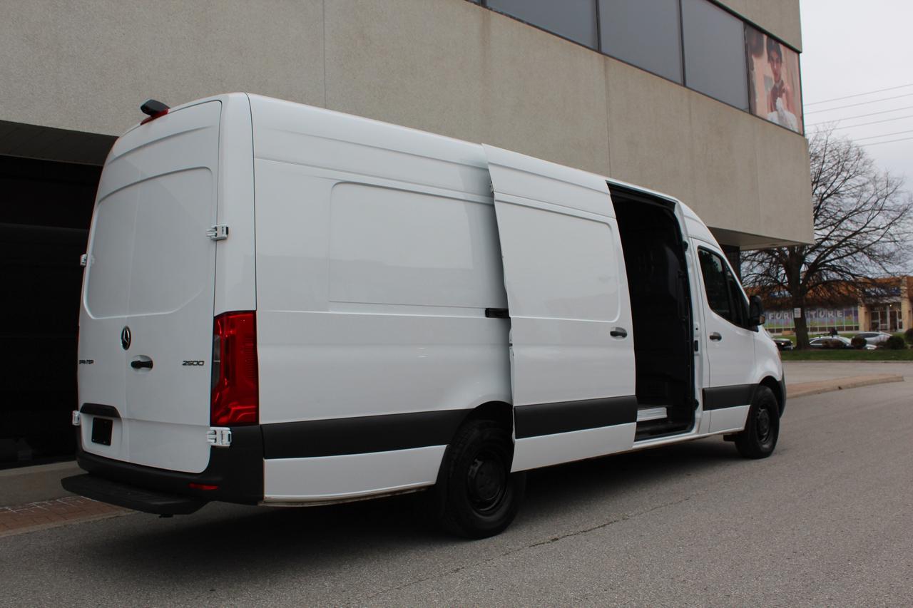 2022 Mercedes-Benz Sprinter Cargo Van 177" EXTRA EXTENDED - "3.0L DIESEL" - "3 SEATER" Photo
