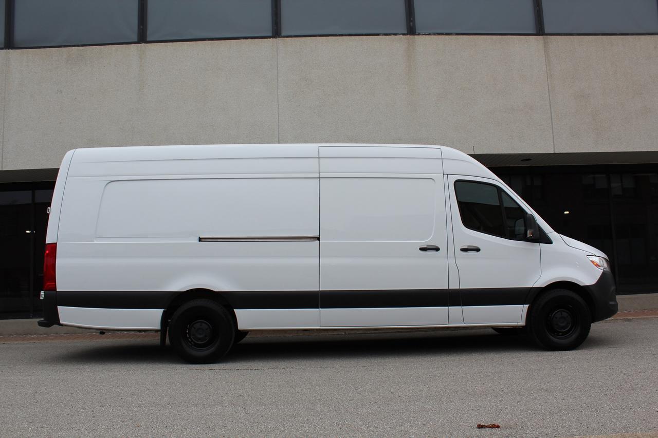 2022 Mercedes-Benz Sprinter Cargo Van 177" EXTRA EXTENDED - "3.0L DIESEL" - "3 SEATER" Photo