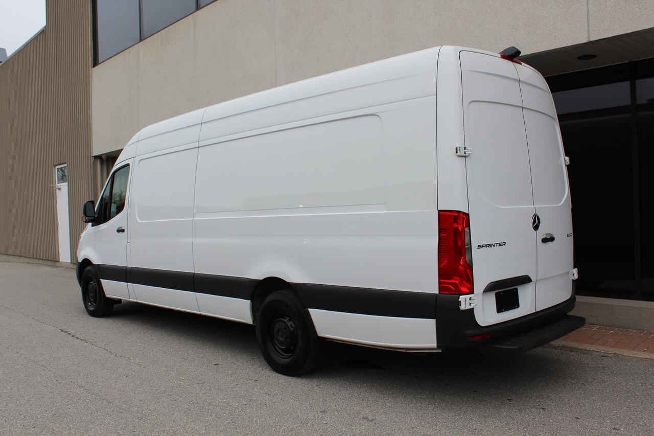 2022 Mercedes-Benz Sprinter Cargo Van 177" EXTRA EXTENDED - "3.0 DIESEL" - "3 SEATER" Photo