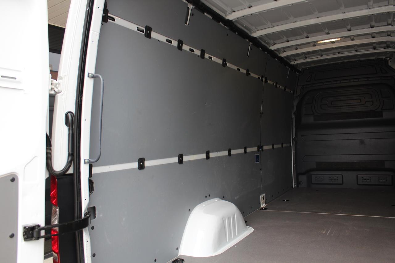 2018 Mercedes-Benz Sprinter Cargo Van 170" FULL SIZE - "3.0L DIESEL" - "TOW PKG" Photo