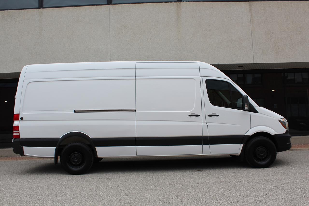 2018 Mercedes-Benz Sprinter Cargo Van 170" FULL SIZE - "3.0L DIESEL" - "TOW PKG" Photo