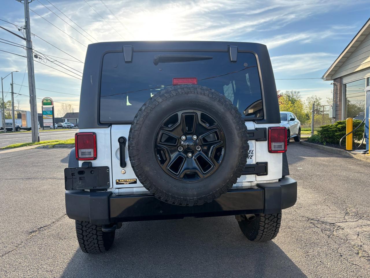 2017 Jeep WRANGLER UNLIMITED Sport 4dr 4x4 Photo