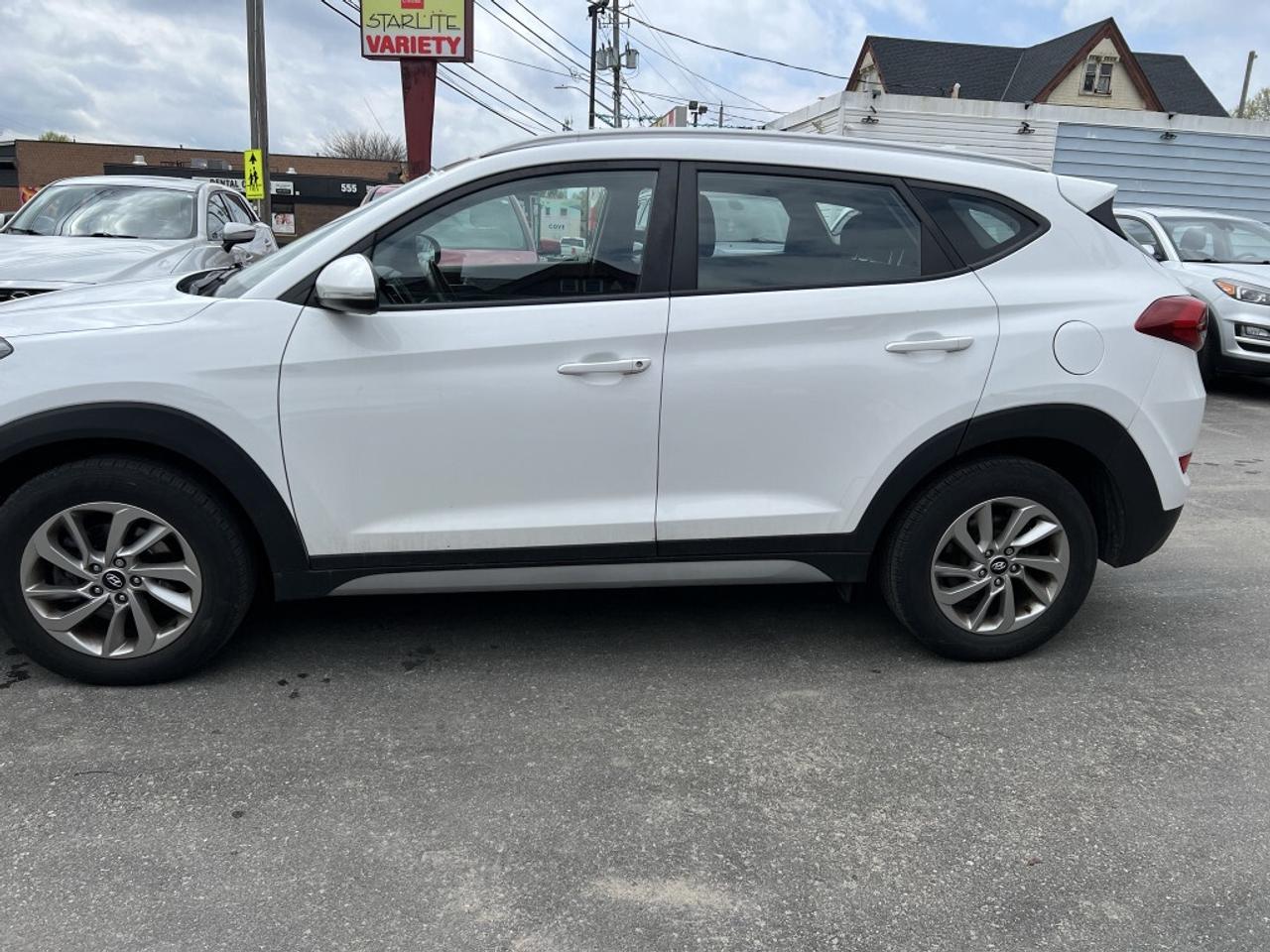 2018 Hyundai Tucson 2.0L Premium Front-wheel Drive Photo
