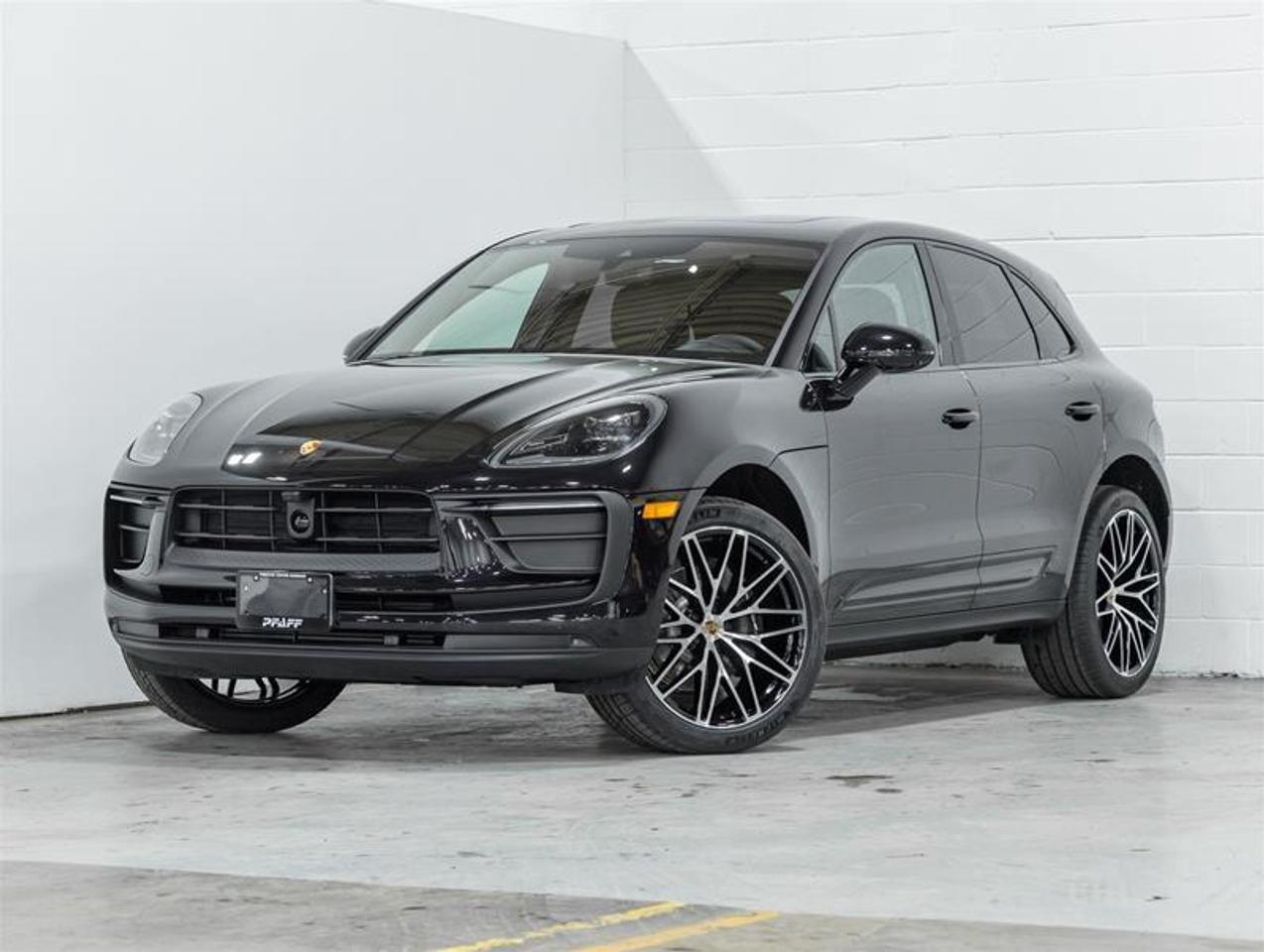 2026 Porsche Macan  Photo
