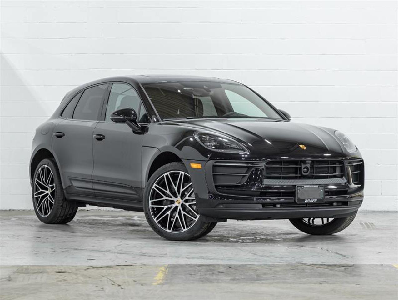 2026 Porsche Macan  Photo