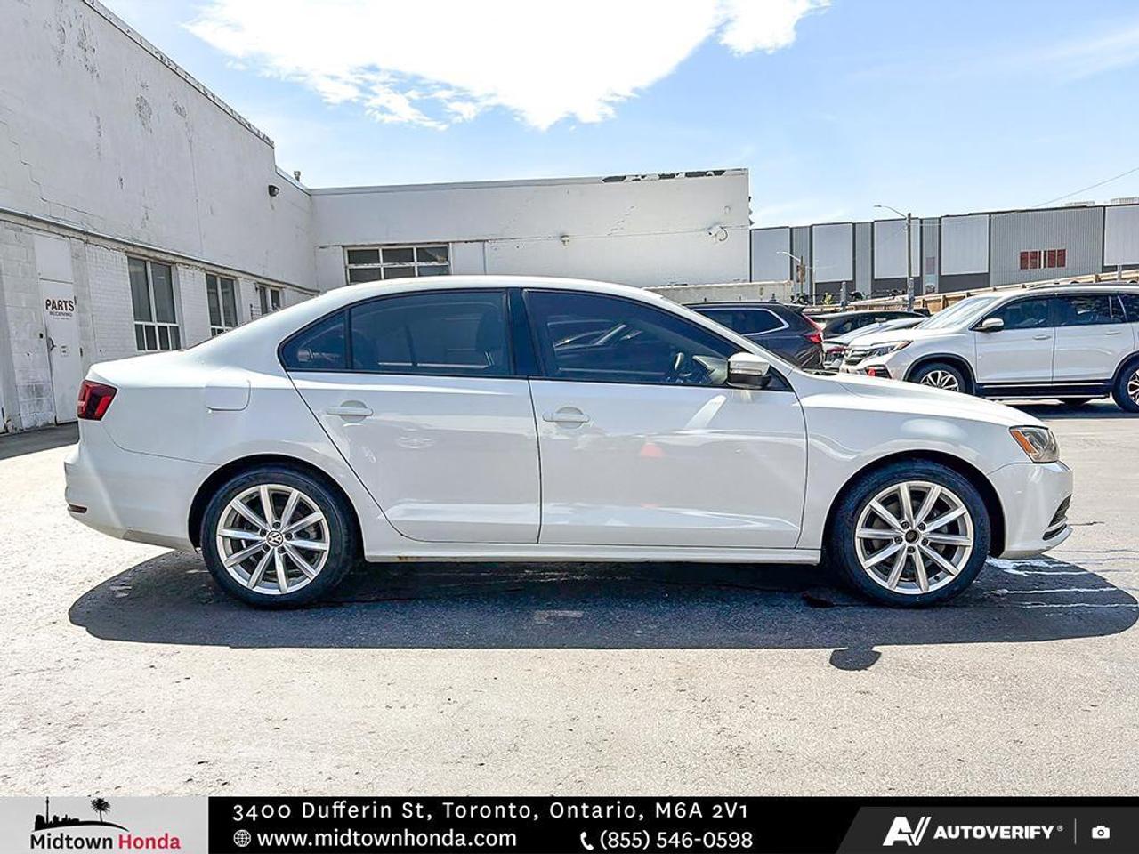 2016 Volkswagen Jetta Sedan VdpUrlEn Photo