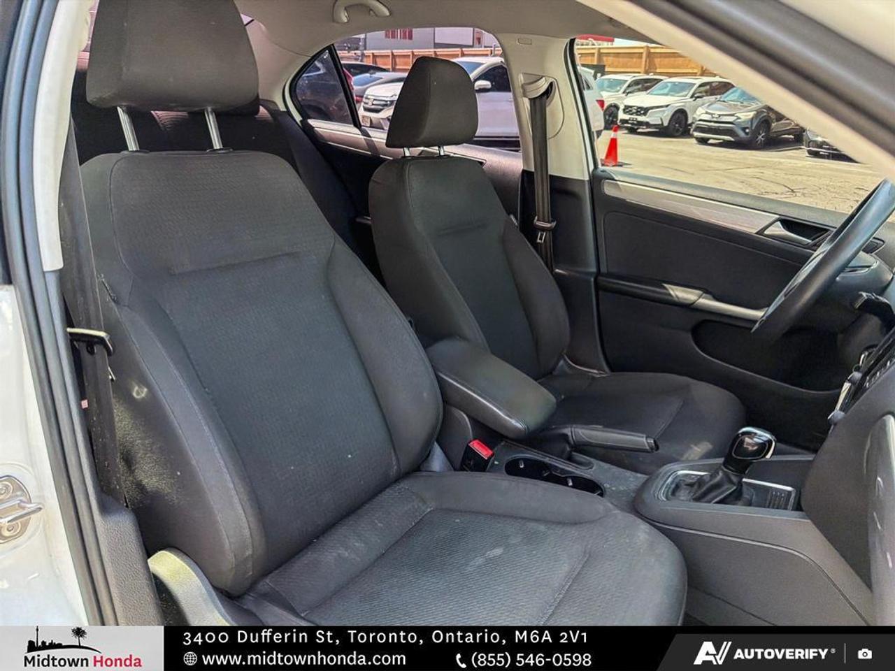 2016 Volkswagen Jetta Sedan VdpUrlEn Photo