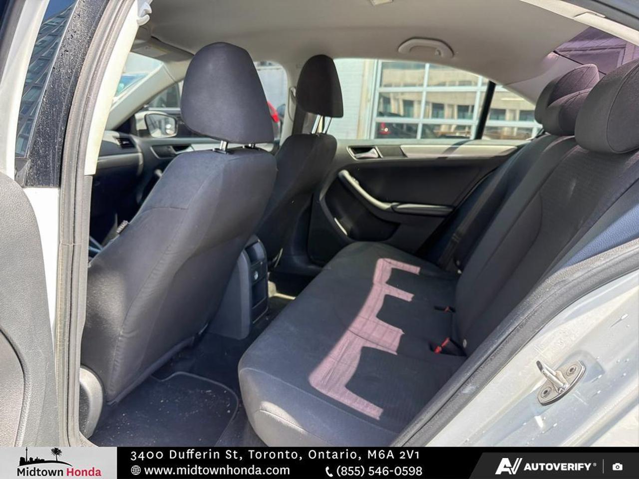 2016 Volkswagen Jetta Sedan VdpUrlEn Photo
