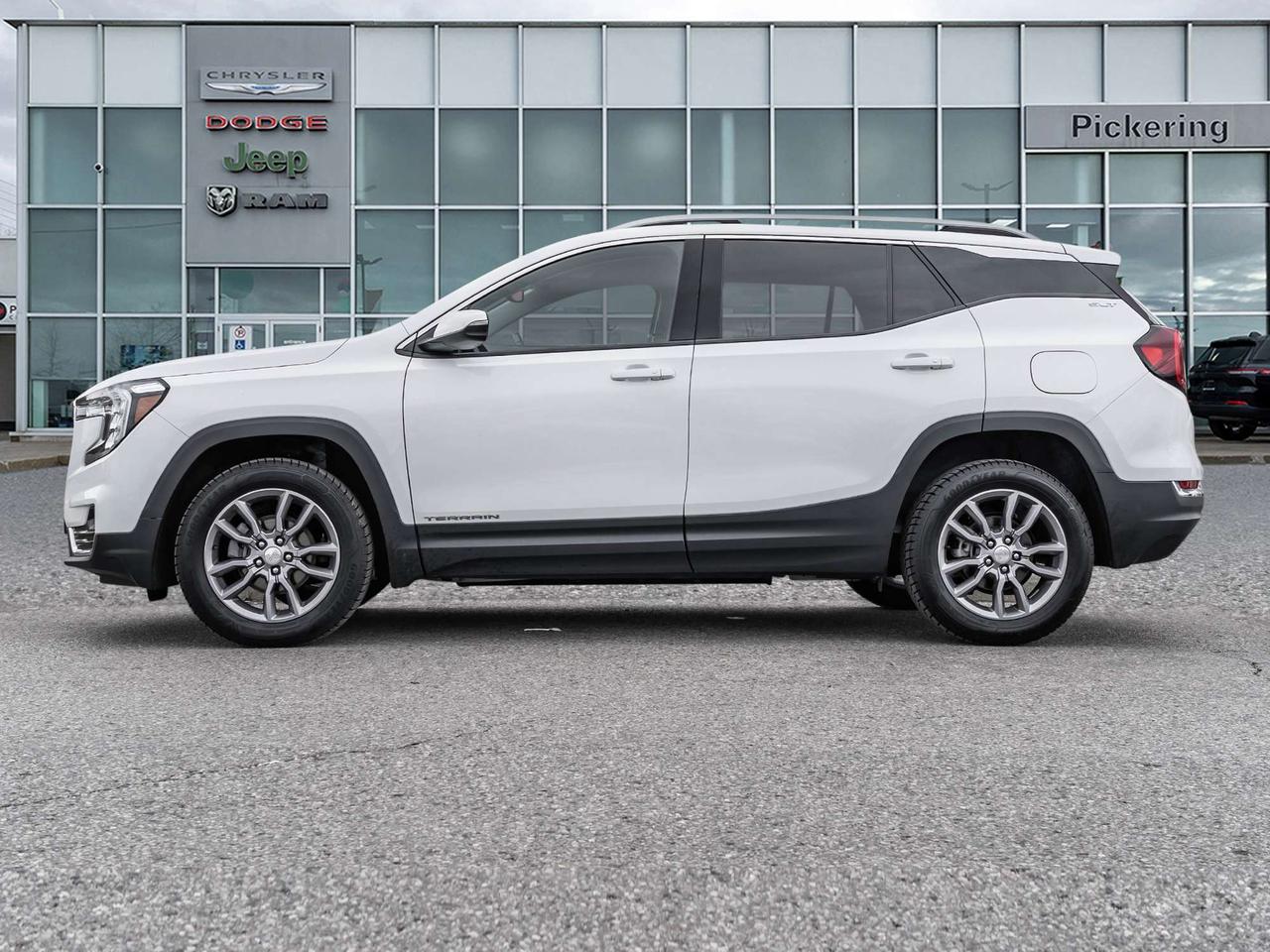 2024 GMC Terrain AWD 4DR SLT Photo