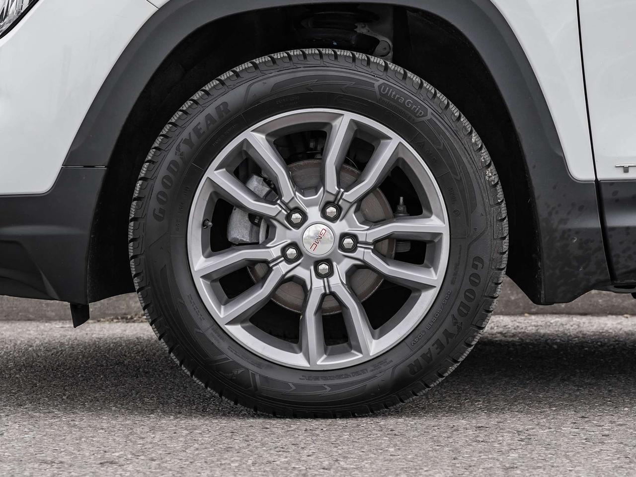 2024 GMC Terrain AWD 4DR SLT Photo