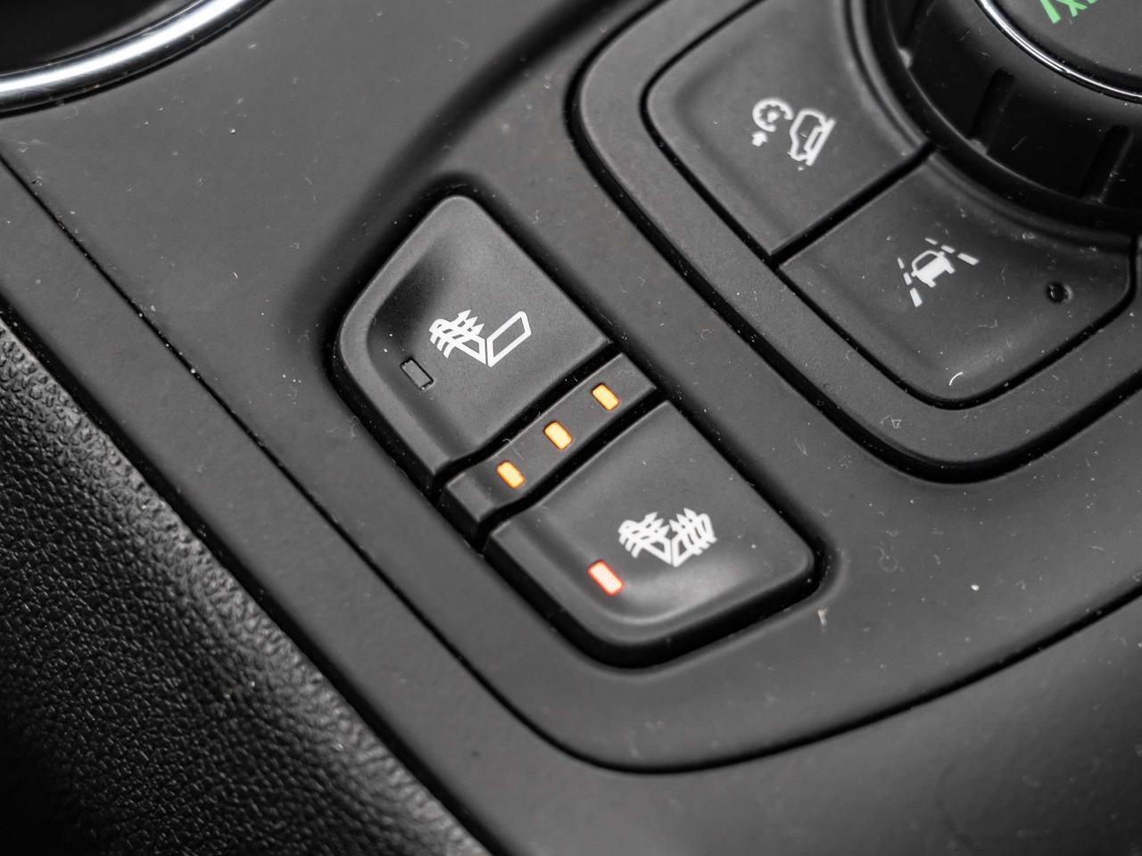2024 GMC Terrain AWD 4DR SLT Photo