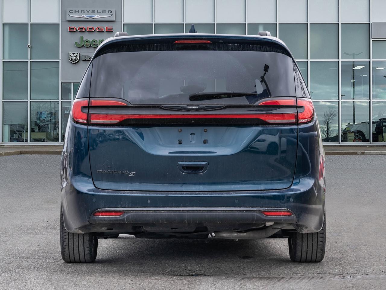 2022 Chrysler Pacifica  Photo