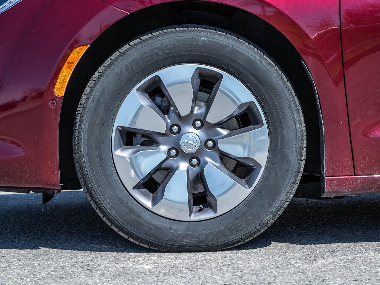 2020 Chrysler Pacifica Hybrid  Photo