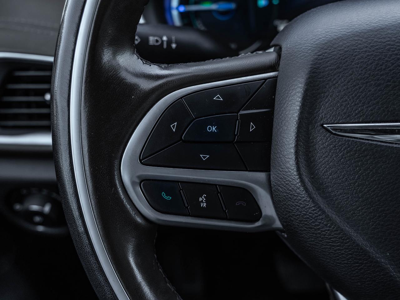2020 Chrysler Pacifica Hybrid  Photo
