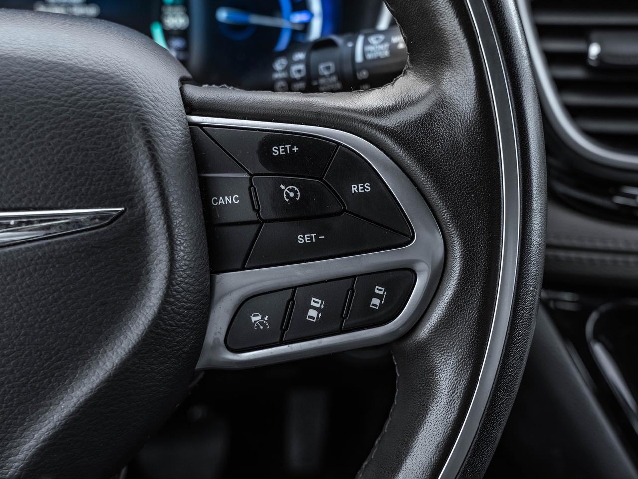 2020 Chrysler Pacifica Hybrid  Photo