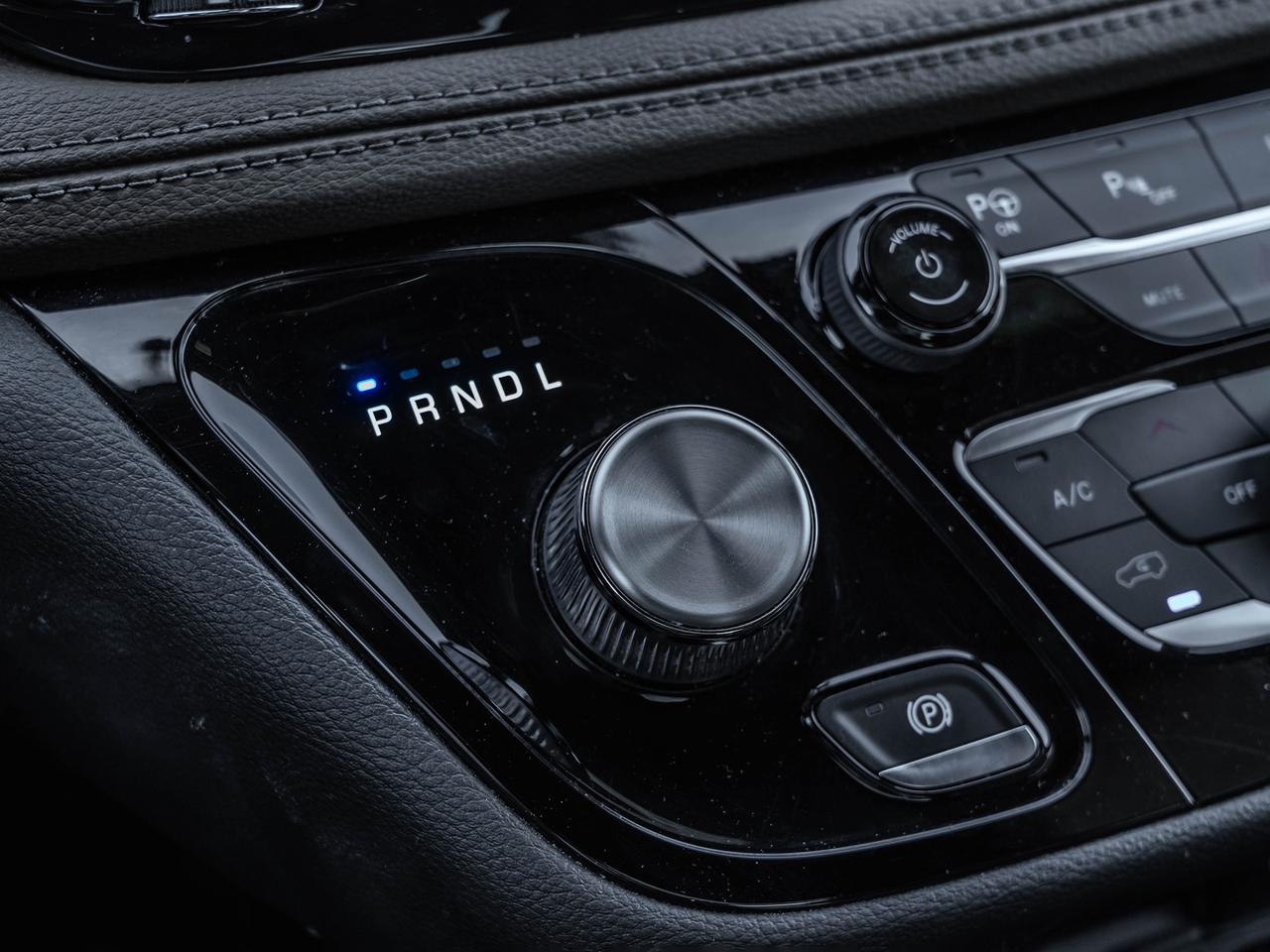 2020 Chrysler Pacifica Hybrid  Photo