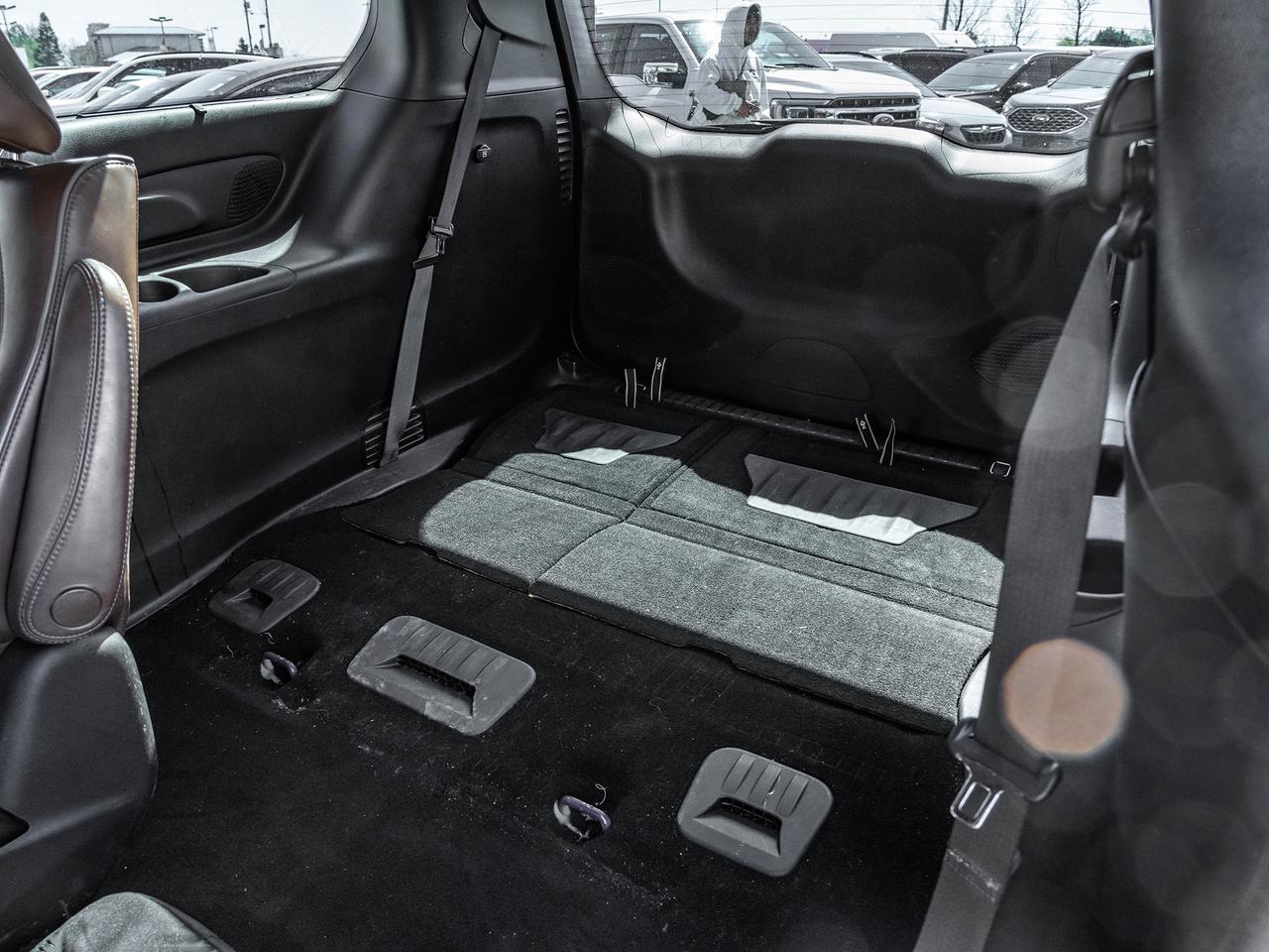 2020 Chrysler Pacifica Hybrid  Photo