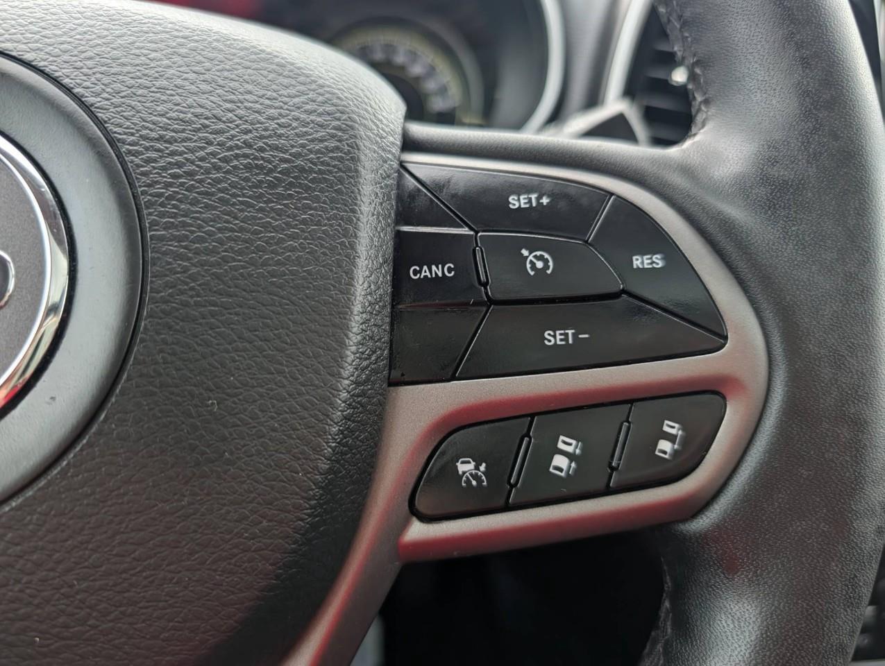 2022 Jeep Cherokee Limited NO ACCIDENTS Photo