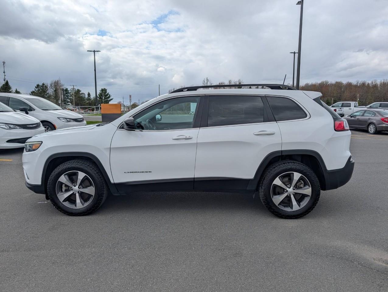 2022 Jeep Cherokee Limited NO ACCIDENTS Photo
