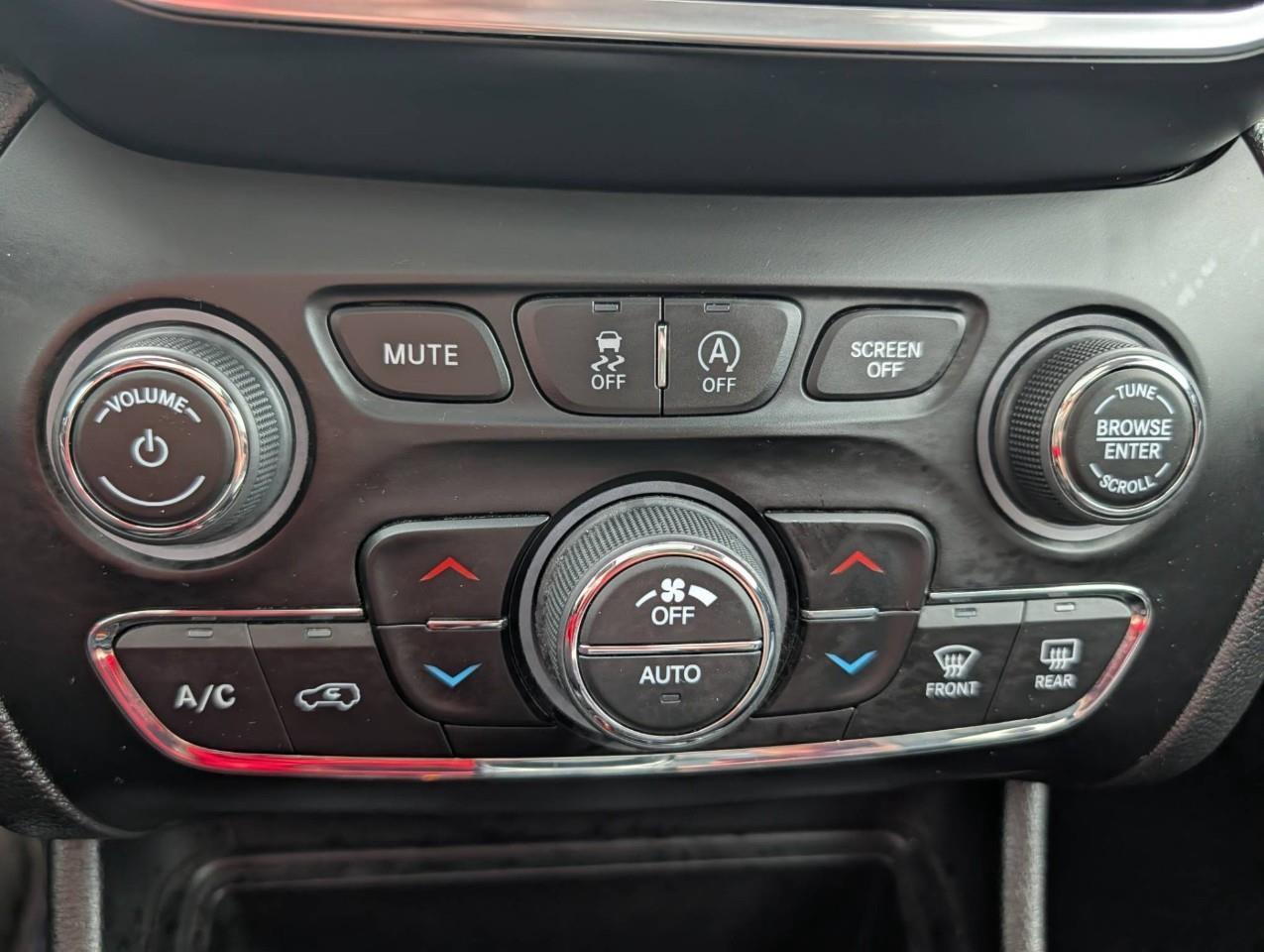 2022 Jeep Cherokee Limited NO ACCIDENTS Photo