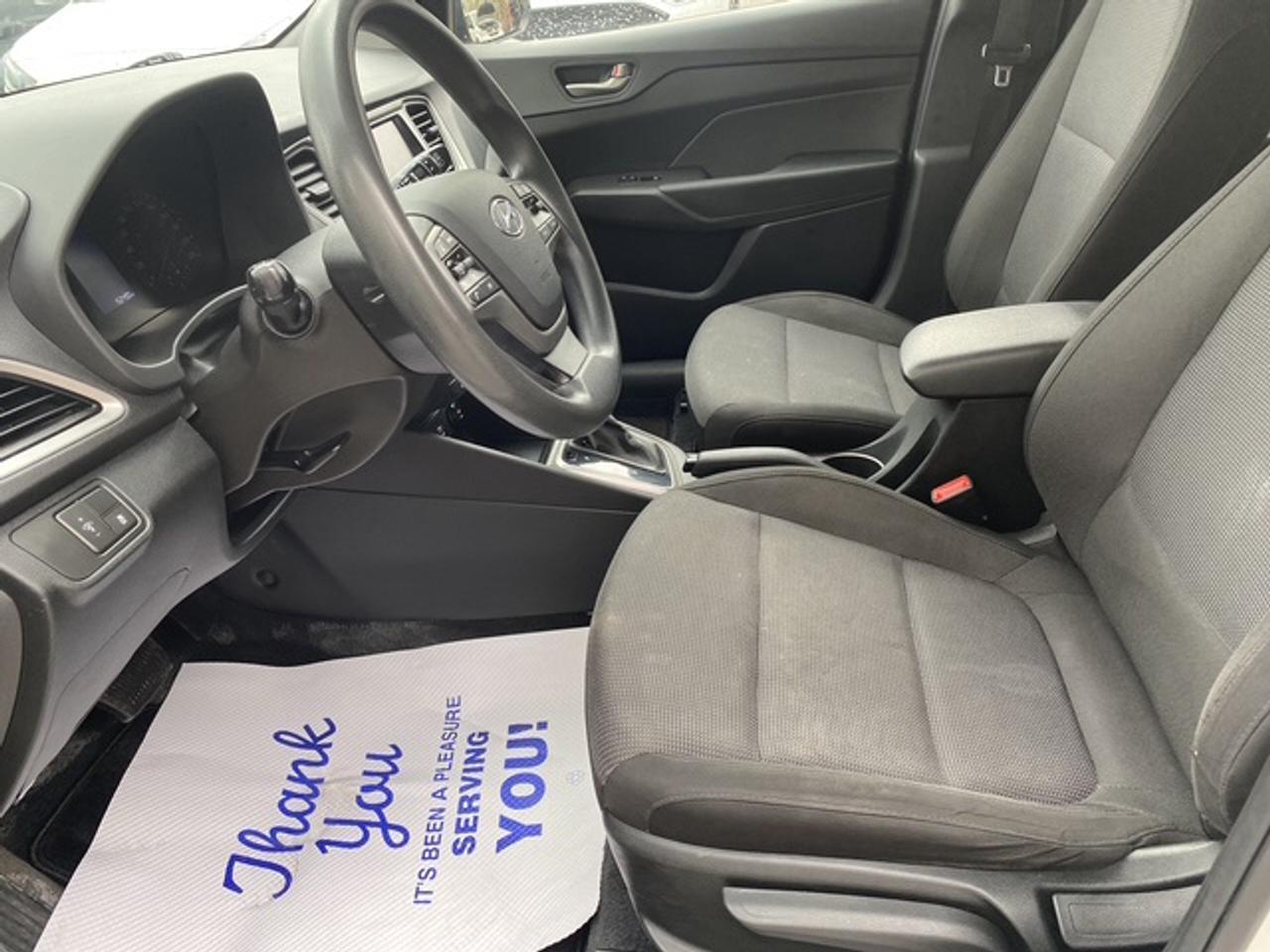 2019 Hyundai Accent SE Photo