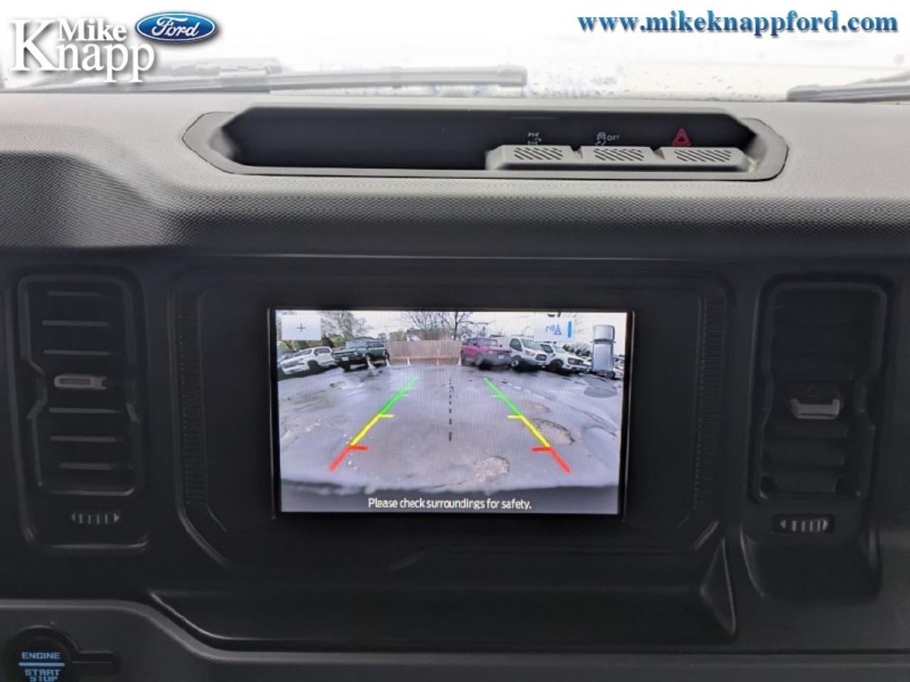 2022 Ford Bronco Base 4 Door 4x4 Photo