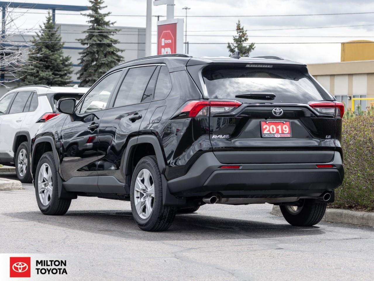 2019 Toyota RAV4 HEATED SEATS APPLE CARPLAY BLIND SPOT MONITORING N Photo