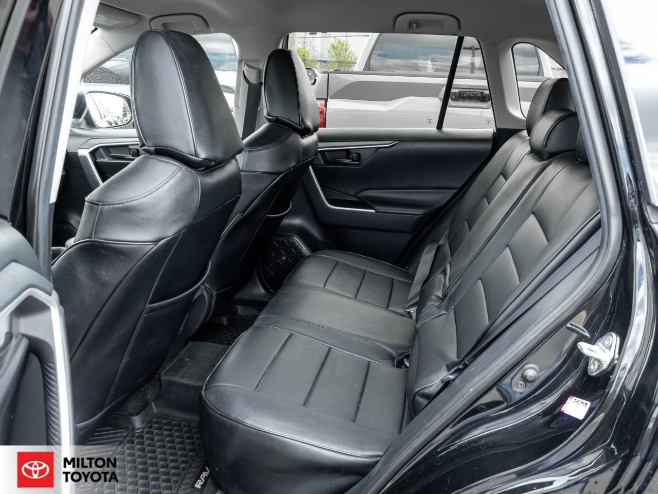 2019 Toyota RAV4 HEATED SEATS APPLE CARPLAY BLIND SPOT MONITORING N Photo