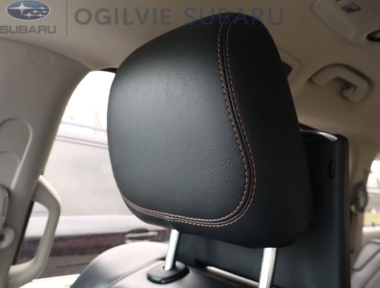 2019 Chrysler Pacifica Touring-L Passenger Van Photo