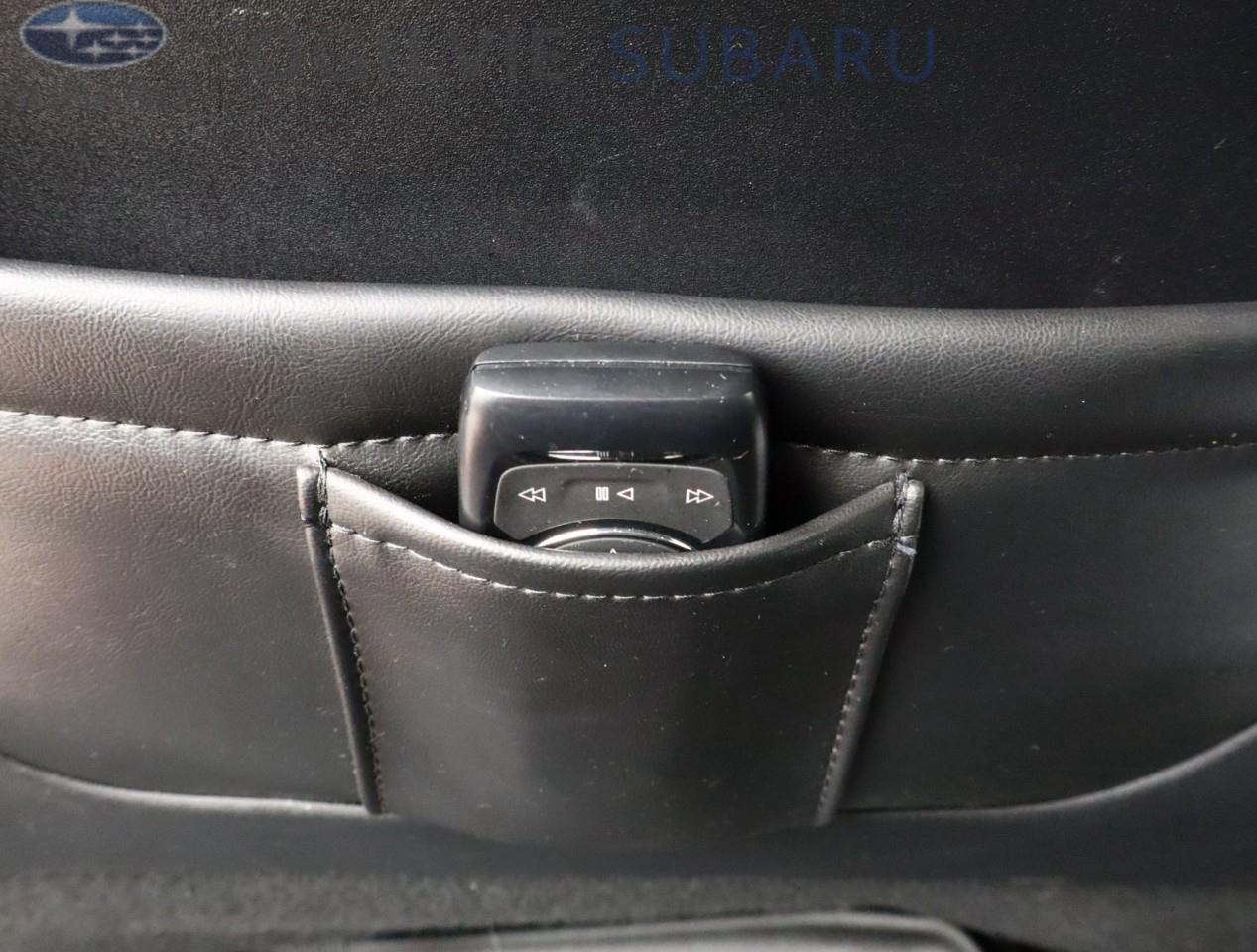 2019 Chrysler Pacifica Touring-L Passenger Van Photo
