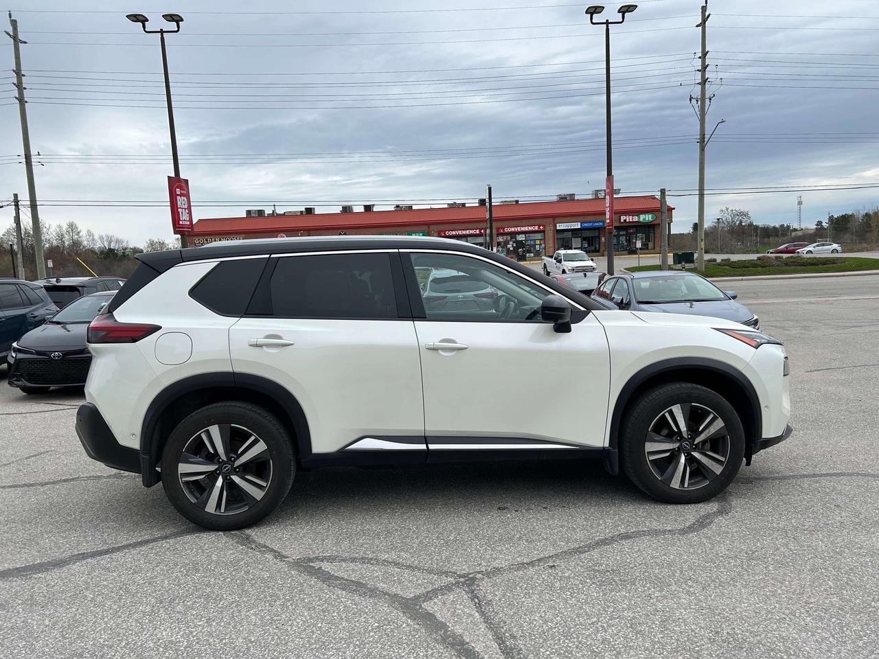 2023 Nissan Rogue SL   Moonroof Photo