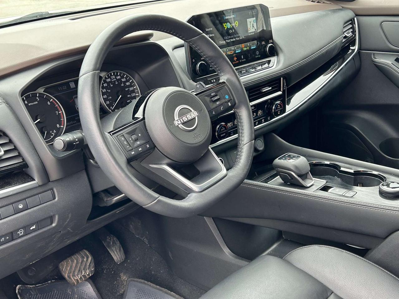 2023 Nissan Rogue SL   Moonroof Photo