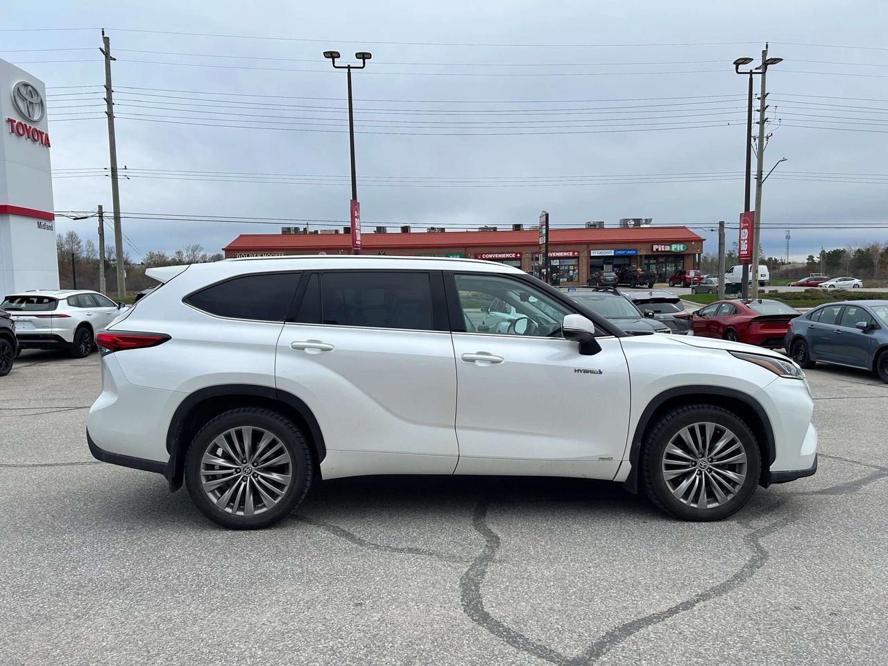 2020 Toyota Highlander LIMITED  Photo
