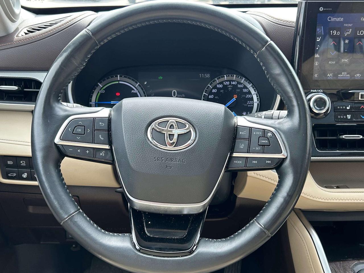 2020 Toyota Highlander LIMITED  Photo