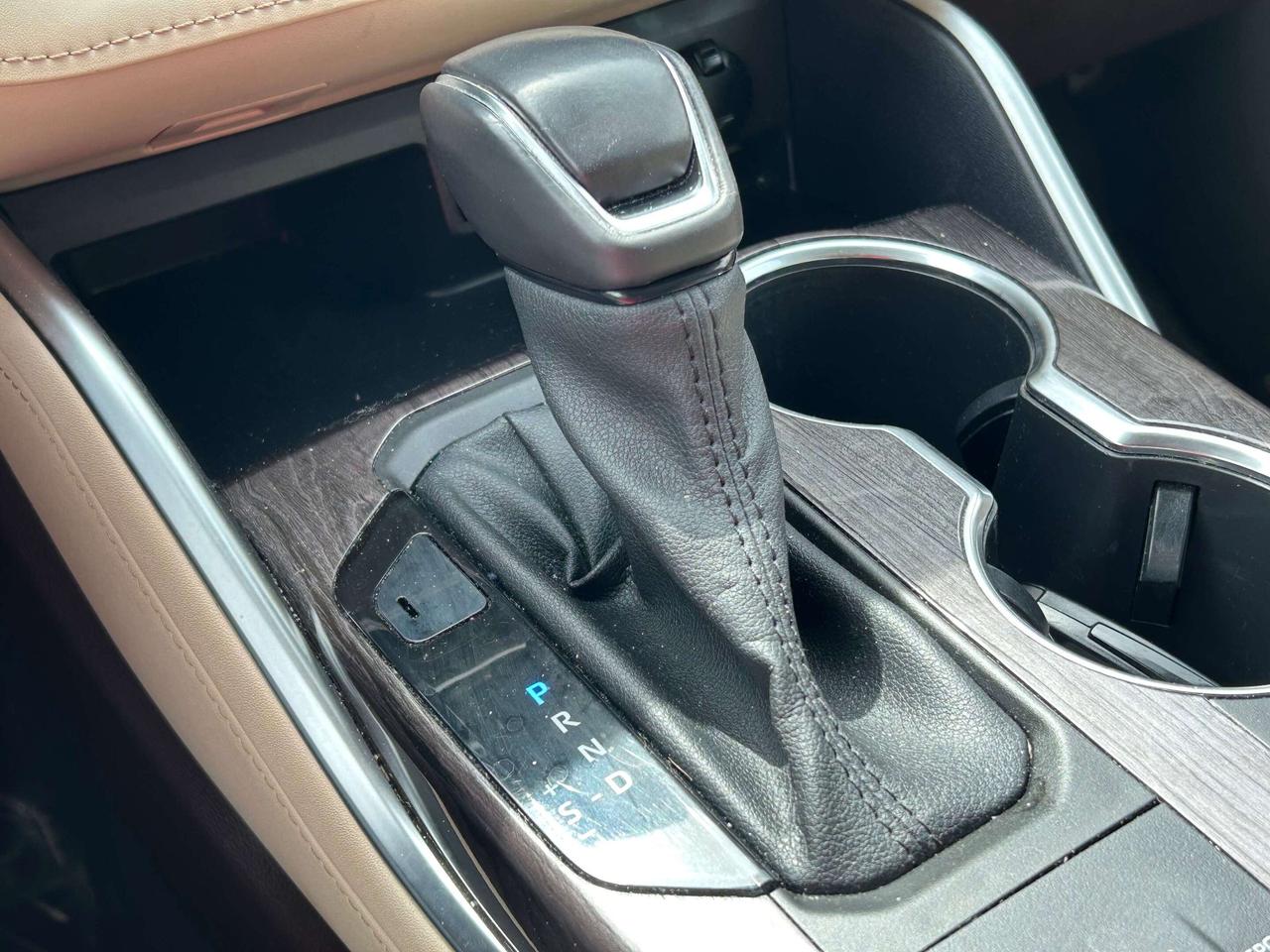2020 Toyota Highlander LIMITED  Photo