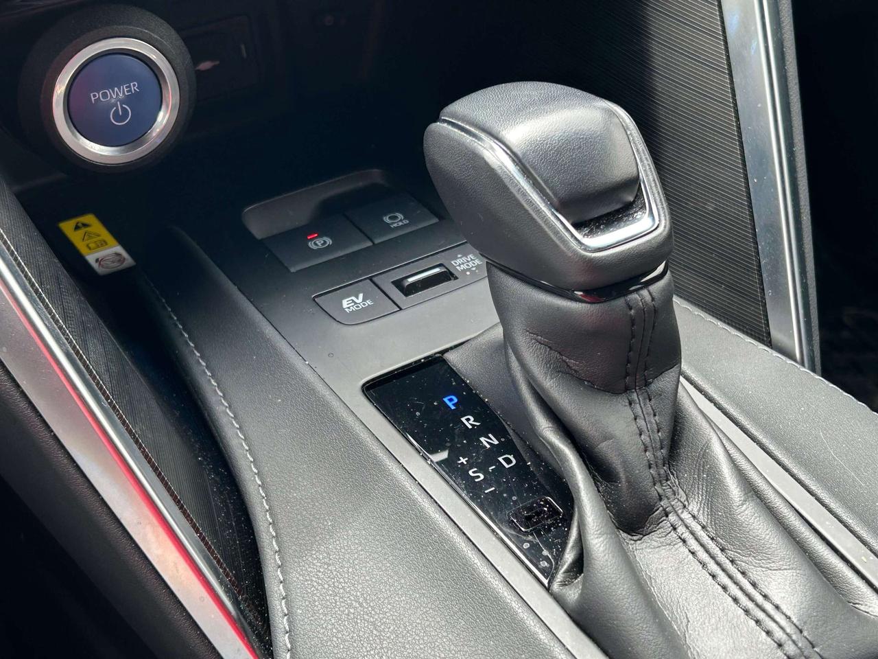 2021 Toyota Venza XLE Photo
