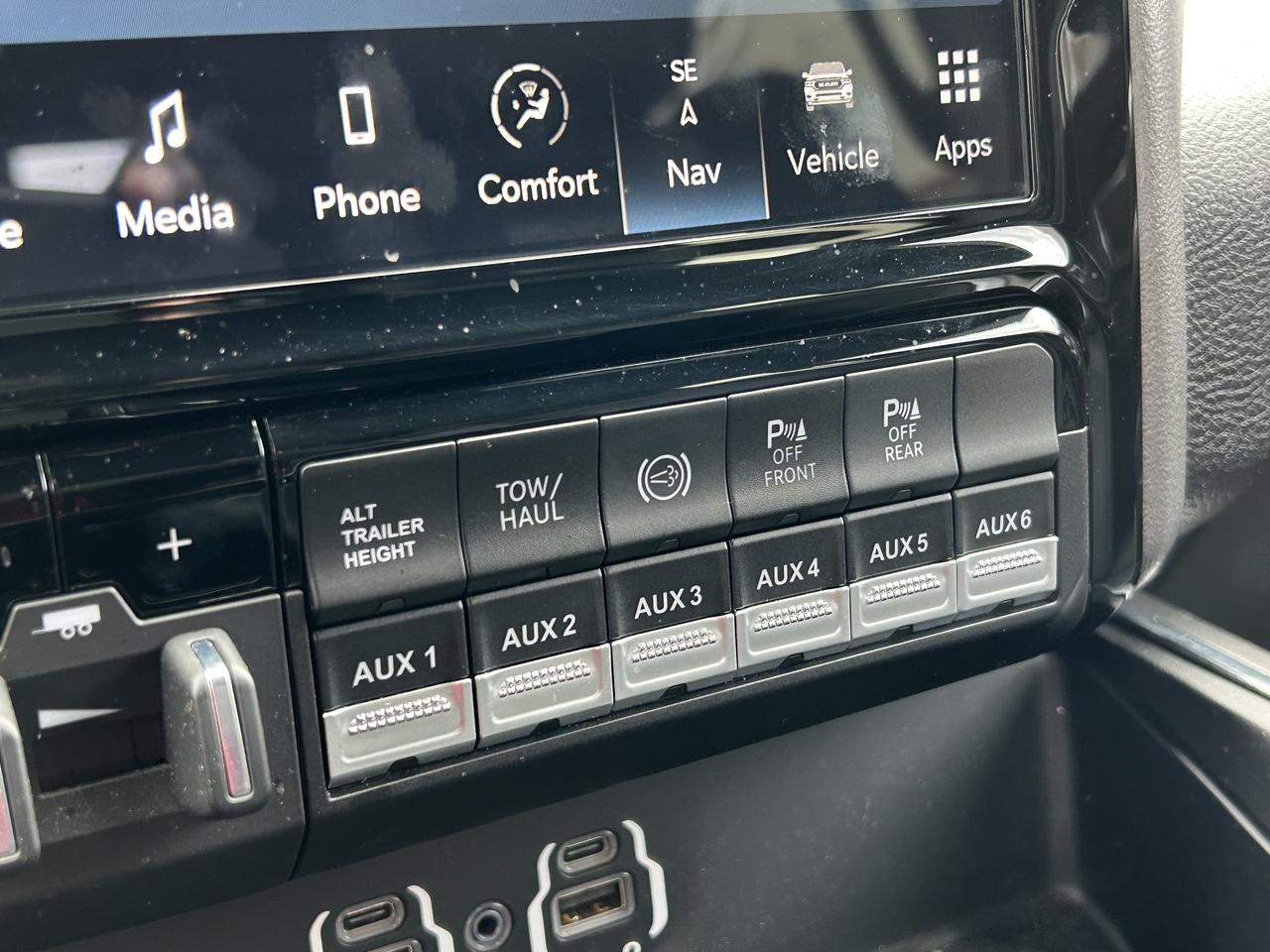 2023 RAM 2500 Laramie Photo