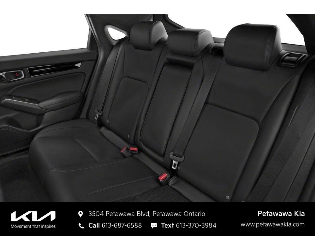 2022 Honda Civic Sport Touring 4dr Hatchback Photo