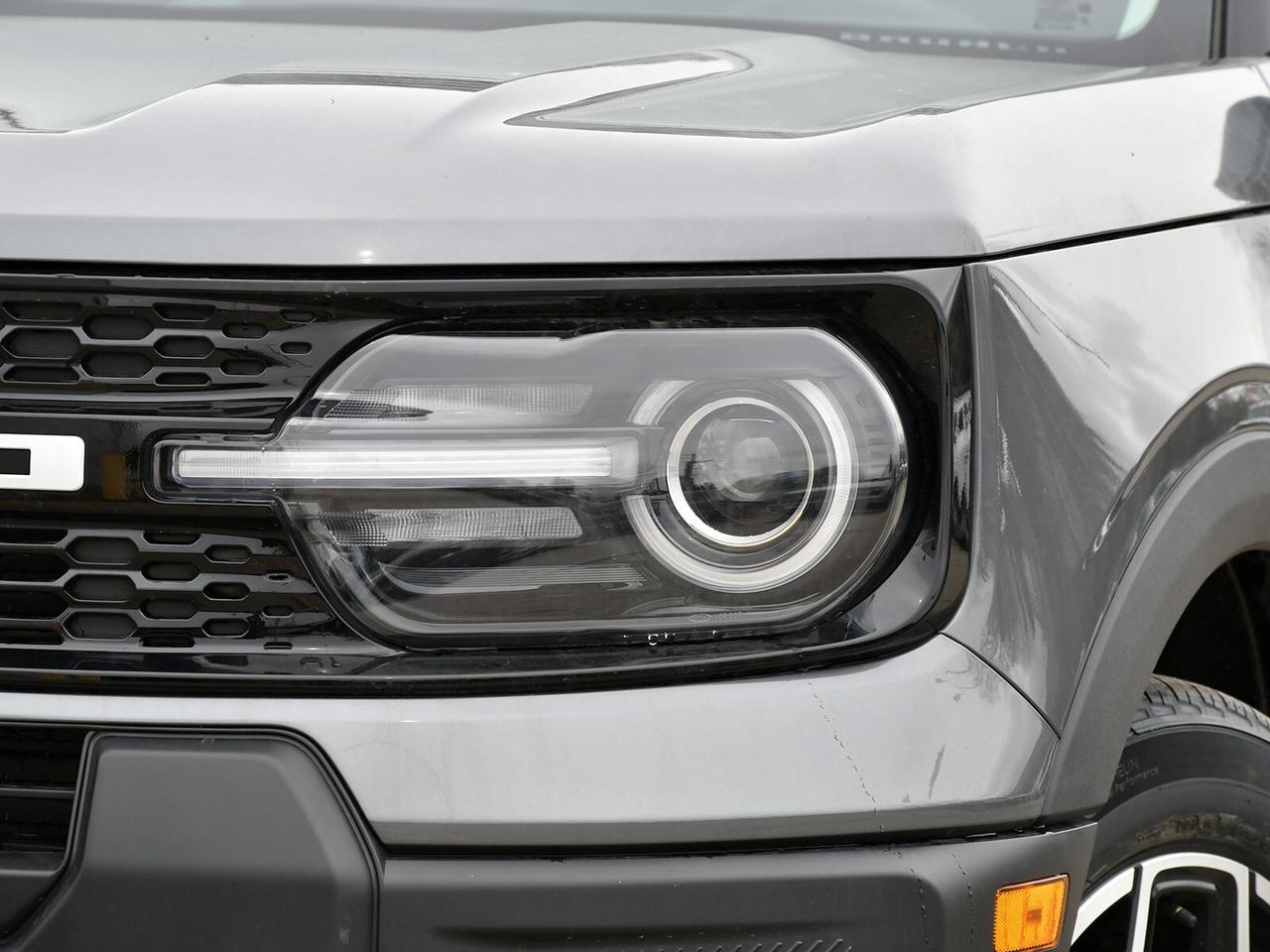 2026 Ford Bronco Sport Outer Banks 4x4 Photo