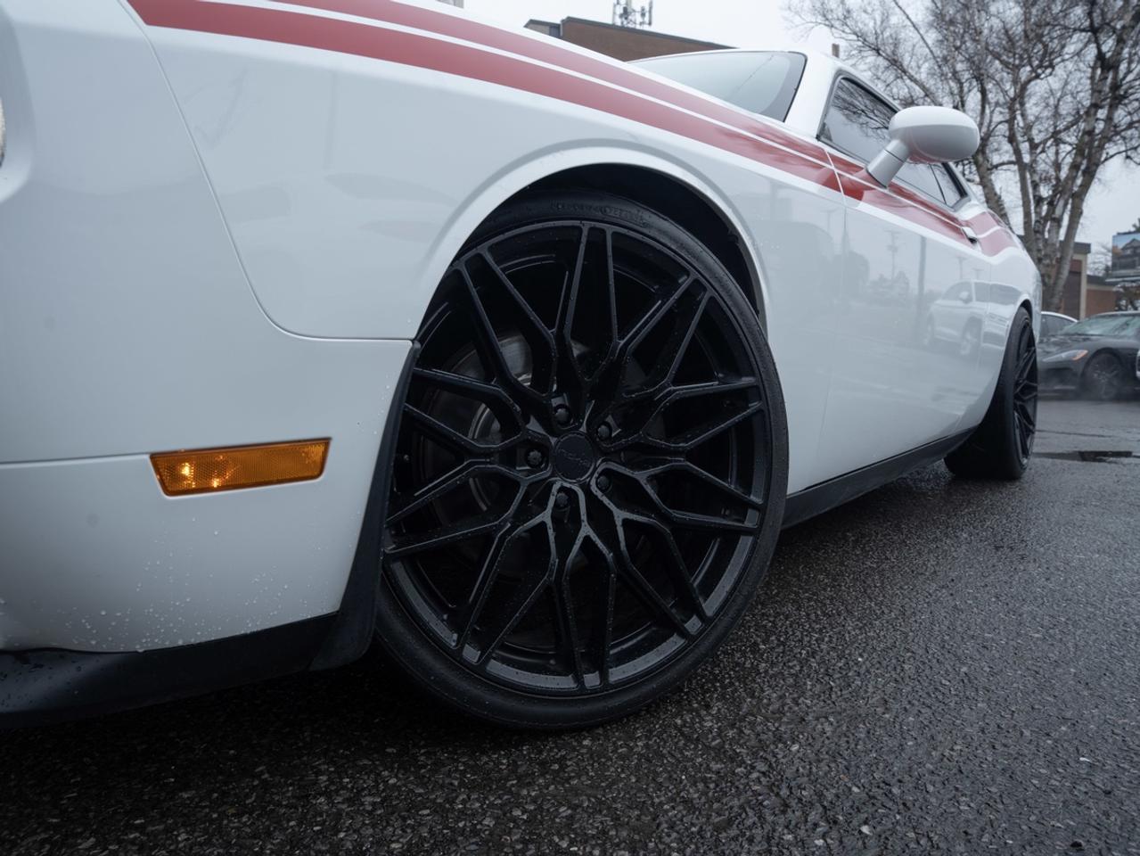 2012 Dodge Challenger R T Photo
