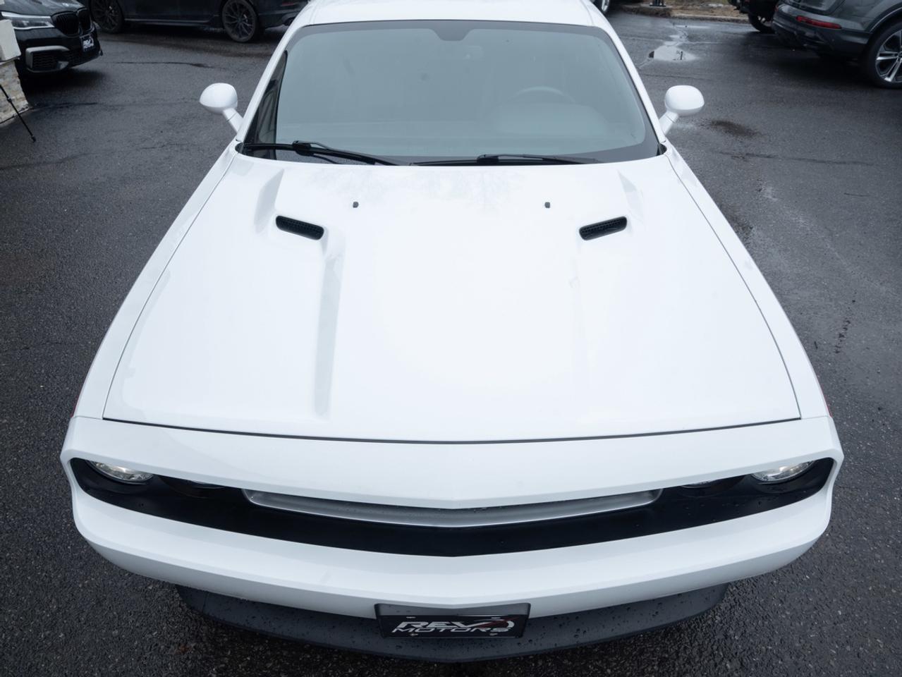 2012 Dodge Challenger R T Photo