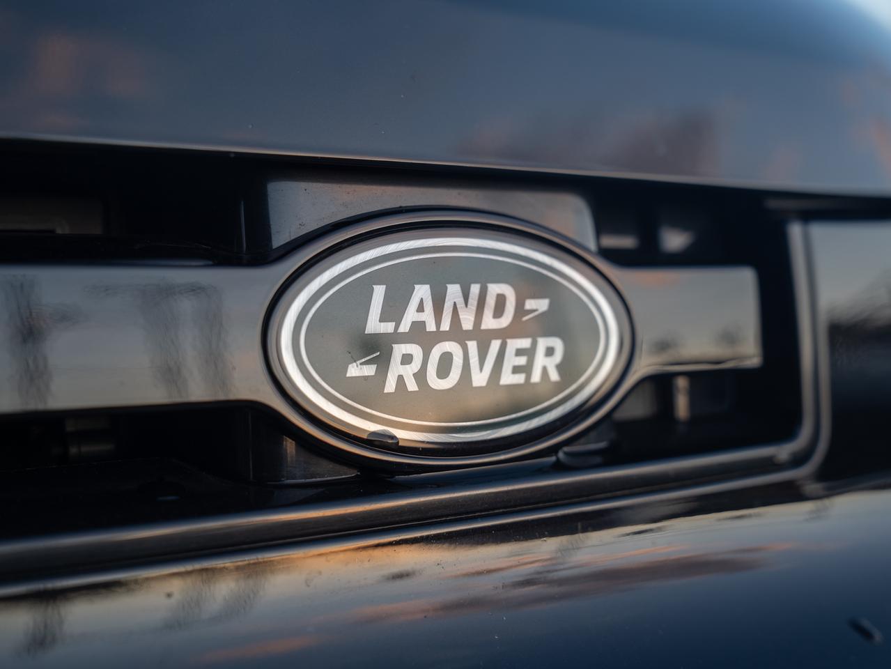2025 Land Rover Defender 110 | X-Dynamic SE | Caraway Interior Photo