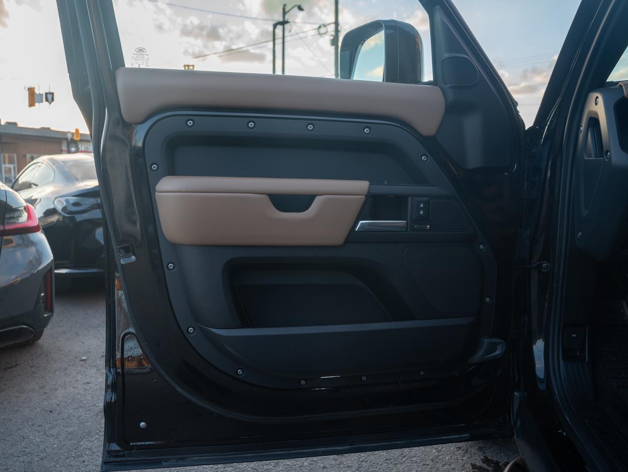 2025 Land Rover Defender 110 | X-Dynamic SE | Caraway Interior Photo