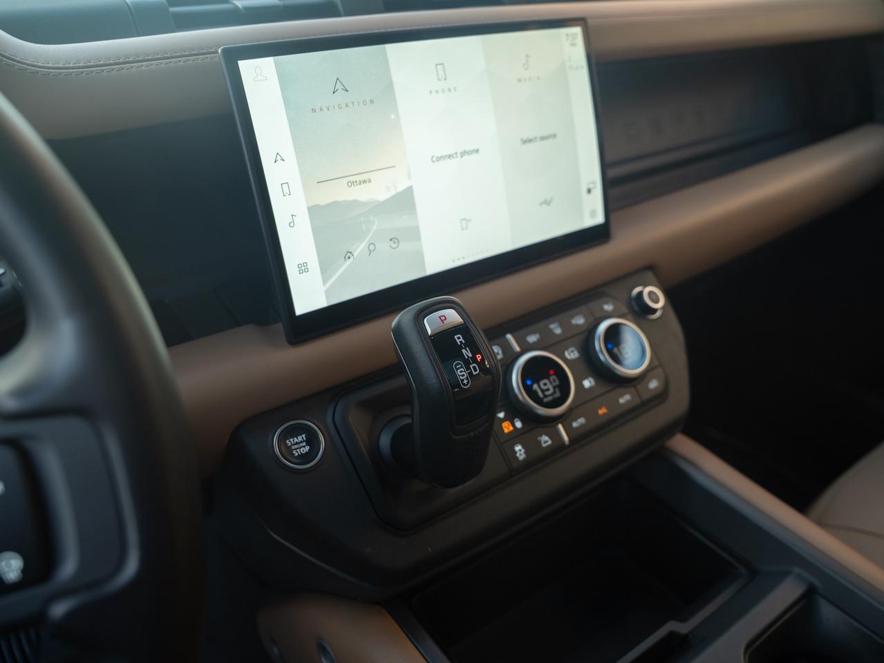 2025 Land Rover Defender 110 | X-Dynamic SE | Caraway Interior Photo