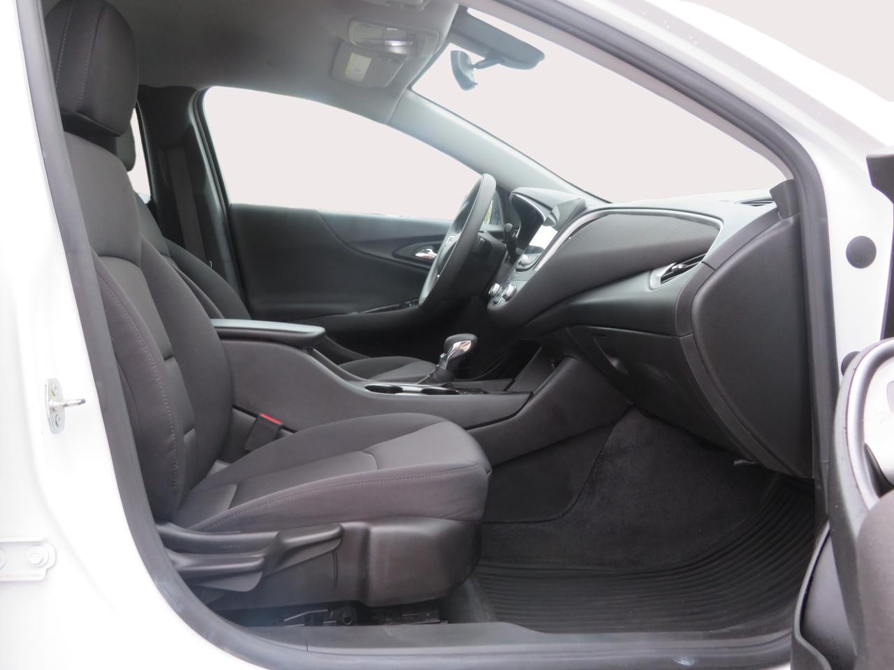 2022 Chevrolet Malibu 4dr Sdn LS w/1FL Photo