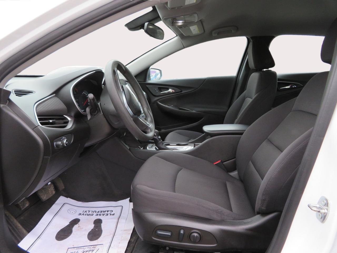 2022 Chevrolet Malibu 4dr Sdn LS w/1FL Photo