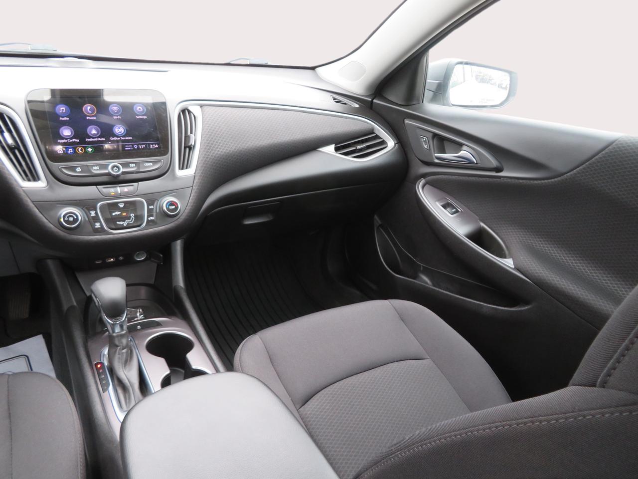 2022 Chevrolet Malibu 4dr Sdn LS w/1FL Photo
