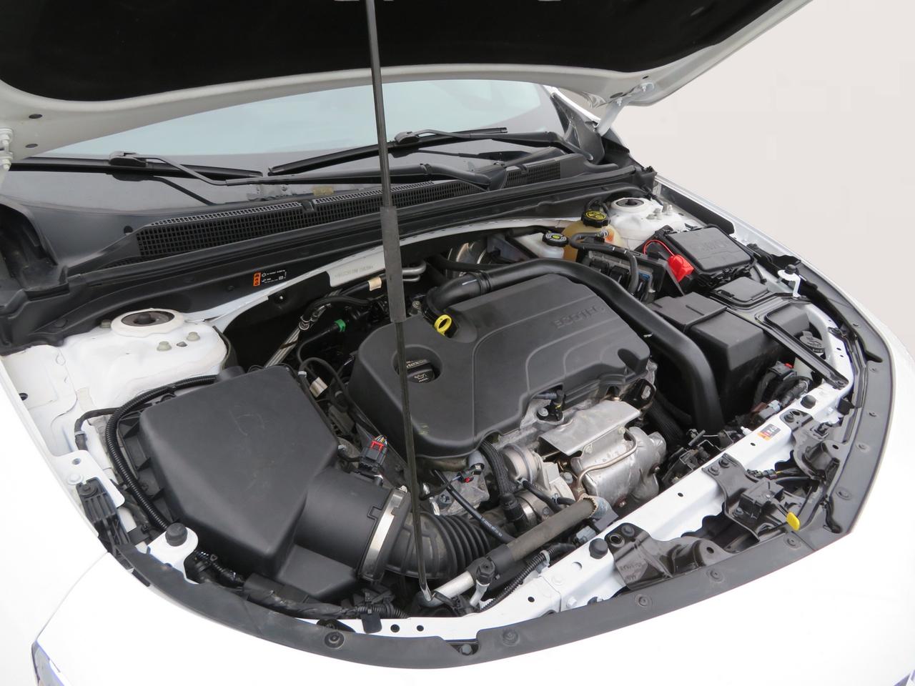 2022 Chevrolet Malibu 4dr Sdn LS w/1FL Photo