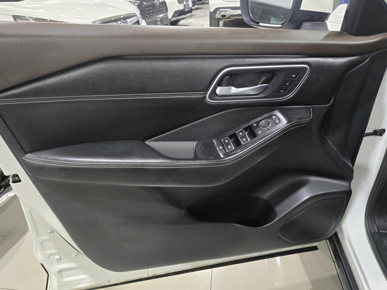 2023 Nissan Rogue Platinum AWD No Accidents 360 surround Camera Bose Photo